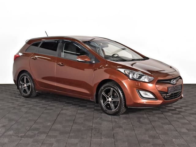 Hyundaii30, II