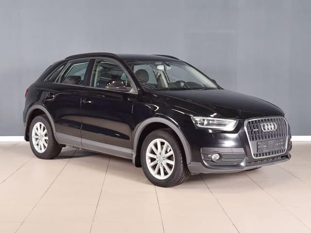AudiQ3, I (8U)
