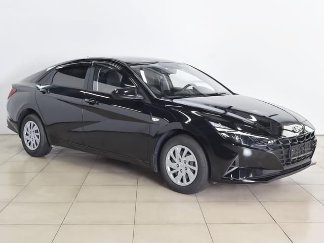 HyundaiElantra, VII (CN7)